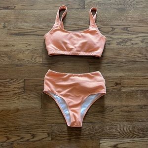 Orange bikini set, size small, great’s condition